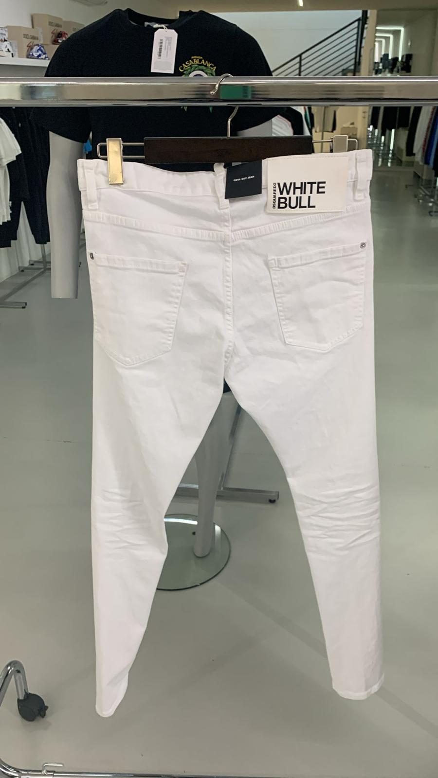 WHITE BULL SKATER JEANS
